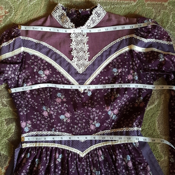 Vintage 1970's Purple Gunne Sax Prairie Dress by Jessica McClintock - Picture 9 of 14